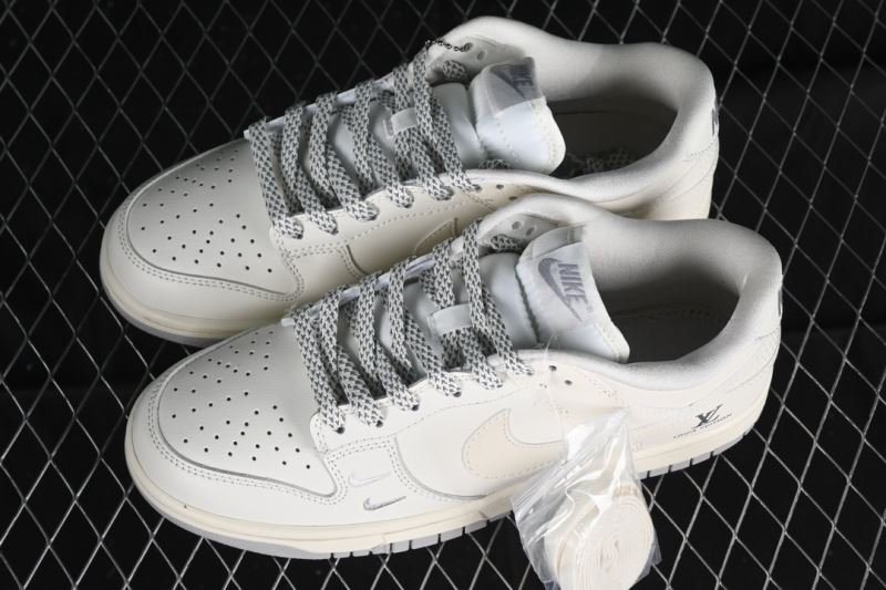 Nike Dunk Shoes